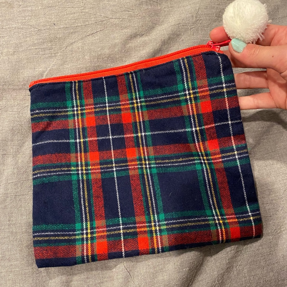 Christmas Plaid Cuddl Duds Makeup Bag